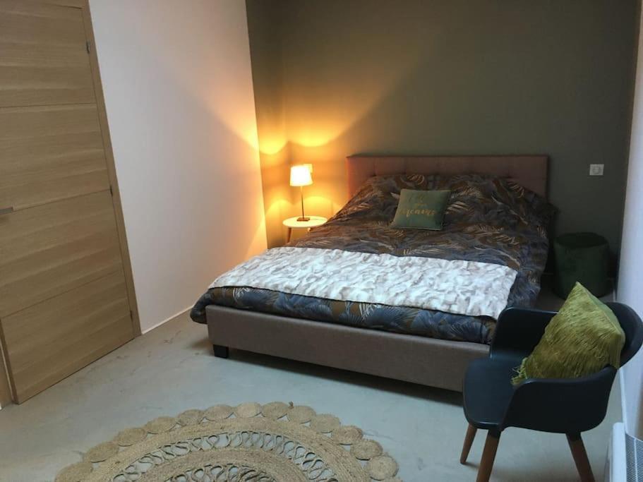 Chambre Avec Petit-Dejeuner En Provence Luberon La Tour-d'Aigues Bagian luar foto