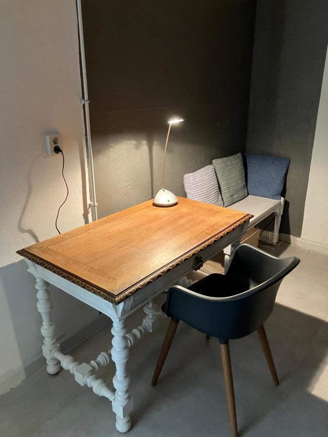 Chambre Avec Petit-Dejeuner En Provence Luberon La Tour-d'Aigues Bagian luar foto