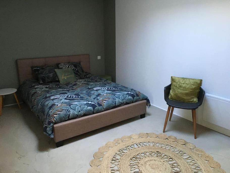 Chambre Avec Petit-Dejeuner En Provence Luberon La Tour-d'Aigues Bagian luar foto