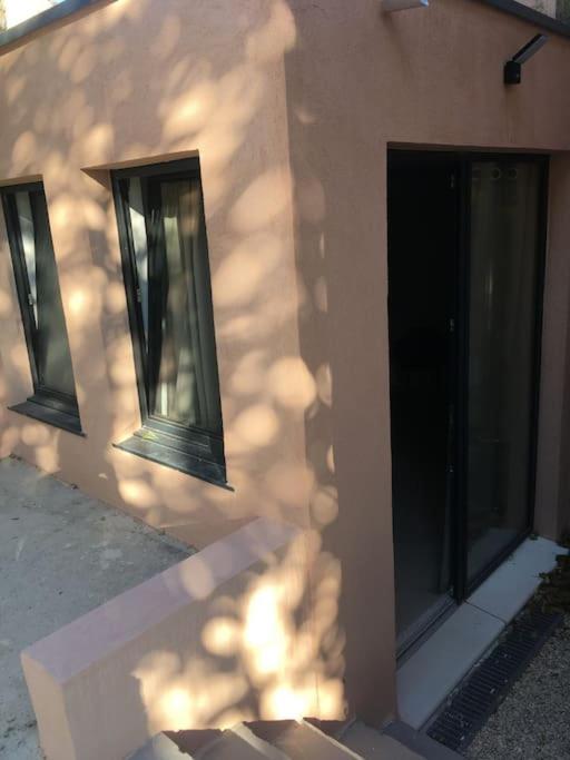 Chambre Avec Petit-Dejeuner En Provence Luberon La Tour-d'Aigues Bagian luar foto