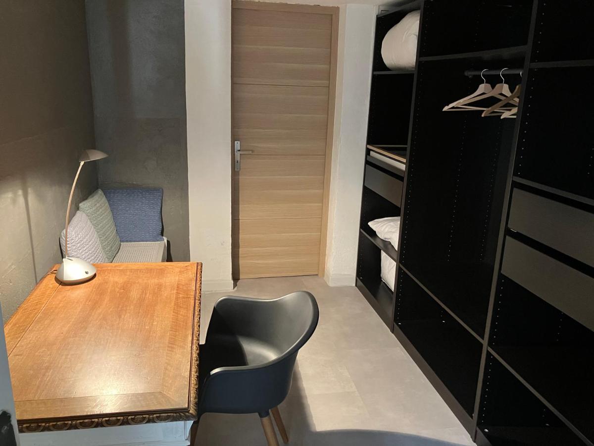 Chambre Avec Petit-Dejeuner En Provence Luberon La Tour-d'Aigues Bagian luar foto